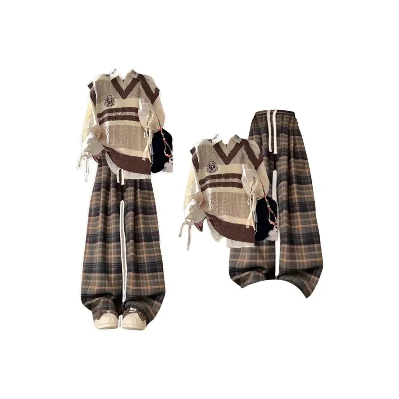 Gentle Welcome Повседневный костюм женский