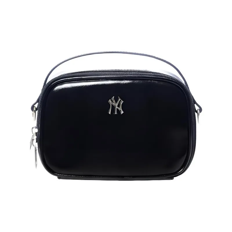 MLB Полиуретан Косметичка и Путешественный Холодильник для Женщин Черный